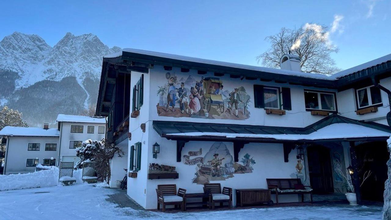 Hotel Bergland Grainau Exterior photo
